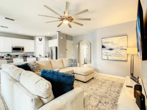 Cozy 4BR Family Home Private PoolBBQGaming Room!, Kissimmee